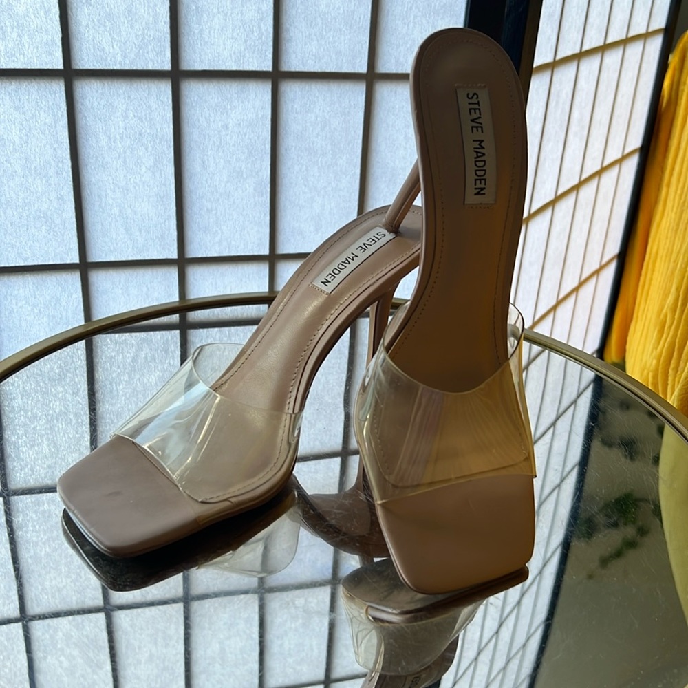 STEVE MADDEN Nude Heels with Clear Strap